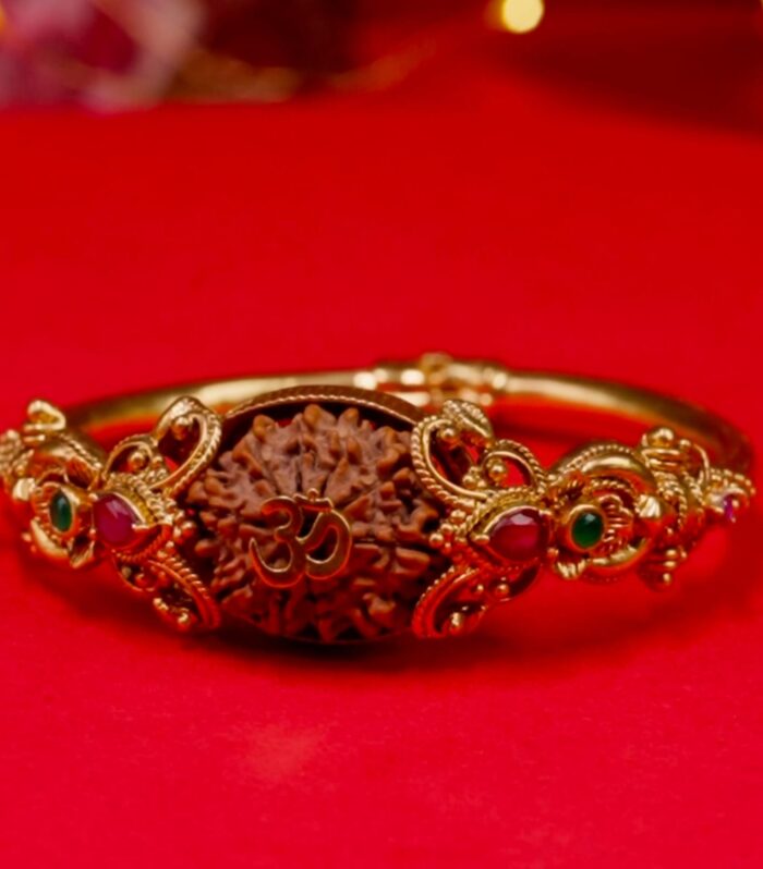 Stylish Women Bracelet
