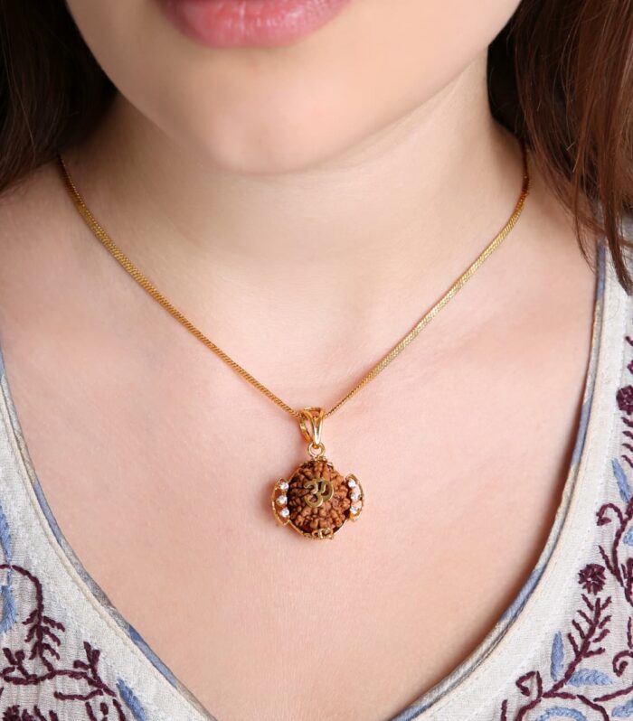 Simple Design Pendant